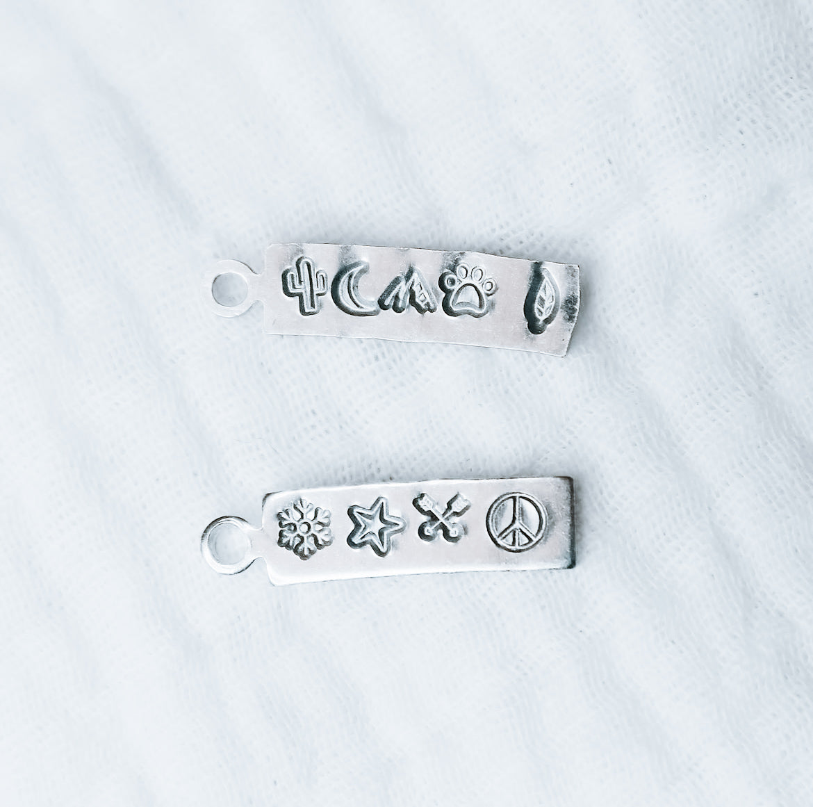 Médaille ronde dorée