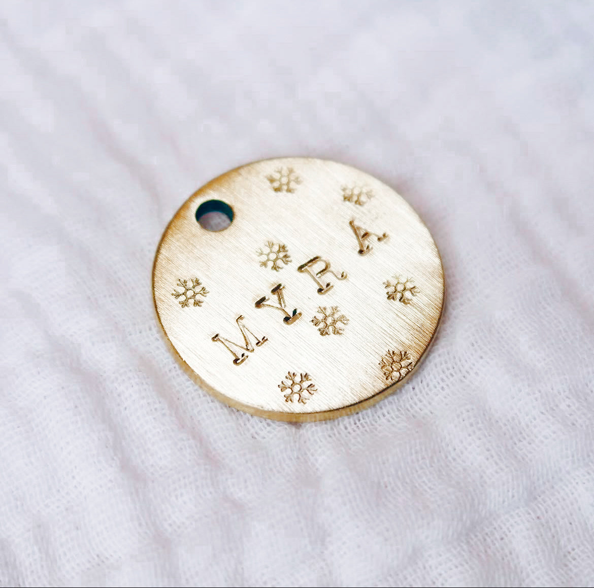 Médaille ronde dorée